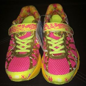 Girls Breast Cancer ASICS